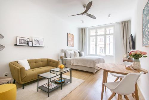Andel Apartment | Bear Fountain Residence
