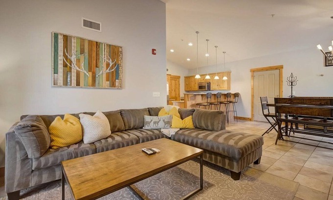 Bear Hollow Village Condo | Bear Hollow Condo-Sleeps 10-3BD/2BA