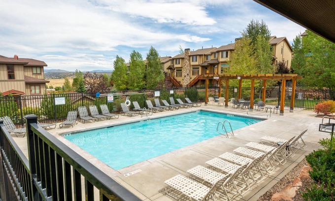 Bear Hollow Village House | Bear Hollow Hideaway! Private HOT TUB and Patio!