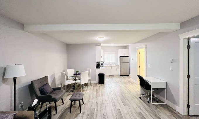 Langford House | Bear Mountain 1 bedroom suite with parking