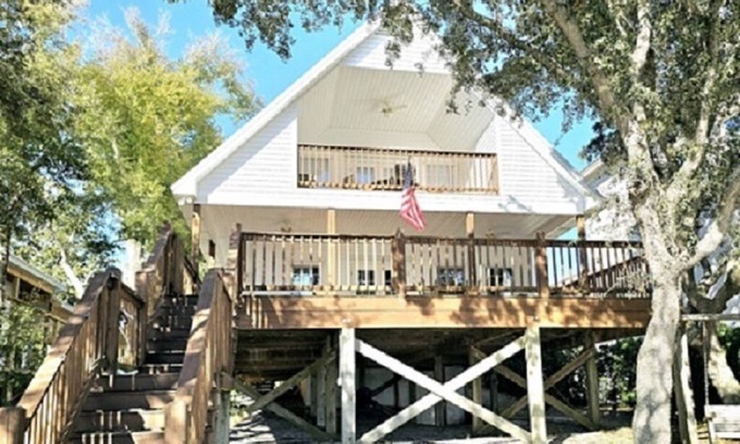 Ono Island House | Bear Point Bay Front Great Rates!
