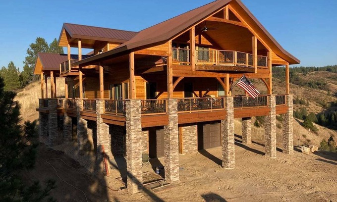 Garden Valley House | Bearly Heaven