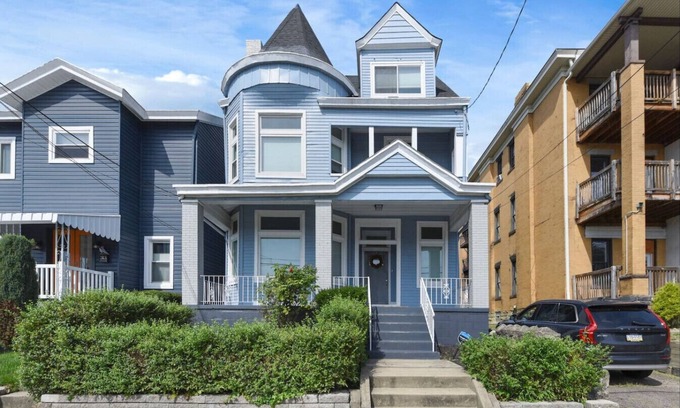 East Liberty House | Beatty's Bohemian Retreat