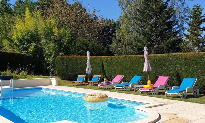 Villefranche-du-Perigord House | Beautiful Country House, Large Heated Private Pool, Gardens, Play Area