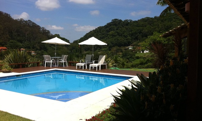 Pedro do Rio Cottage | Beautiful house! Stunning view! Pool, Jacuzzi, Laguinho and more!