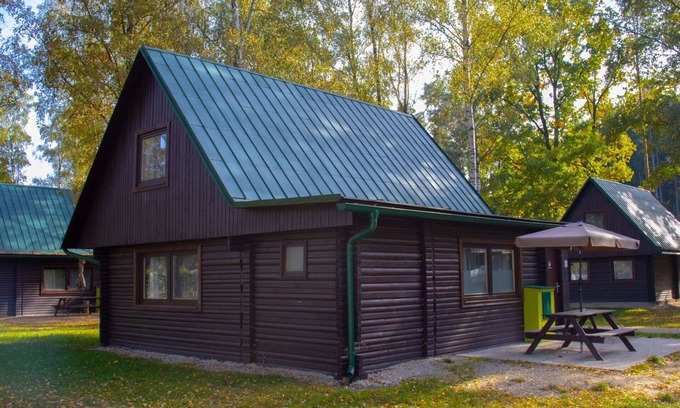 Hradec Kralove House | Beautiful apartment in villa for 12 people with WIFI, TV, patio, pets allowed and parking