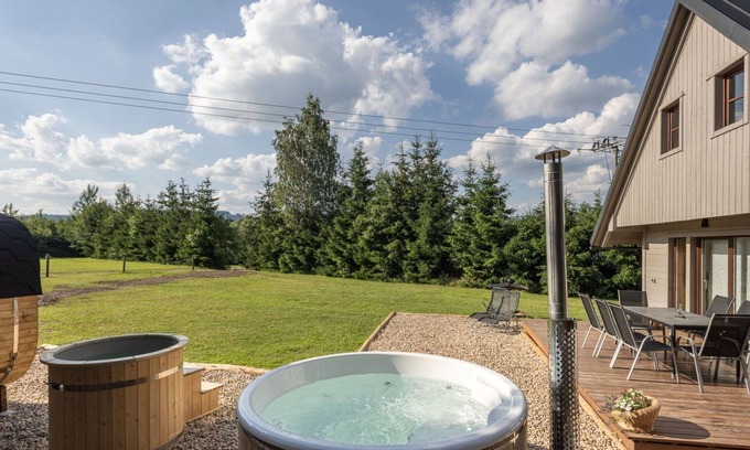 Dolni Branna House | Beautiful private villa for 10 guests with hot tub, WIFI, TV, terrace, pets allowed and parking
