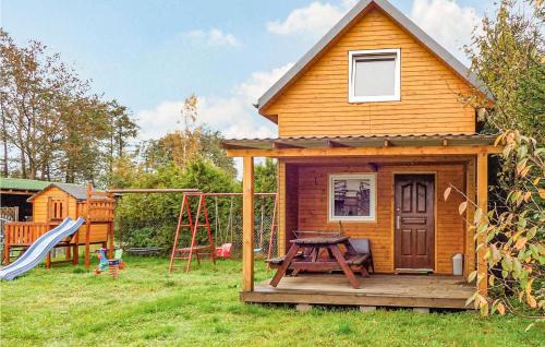 Krokowa House | Beautiful Home In Karwienskie Blota