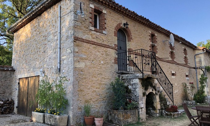 Saint-Front-sur-Lemance Apartment | Beautifully restored stone apartment on the domaine. Sleeps 5.