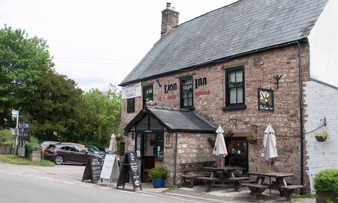 Redbrook Cottage | Beautiful 1-Bed Cottage in Trellech