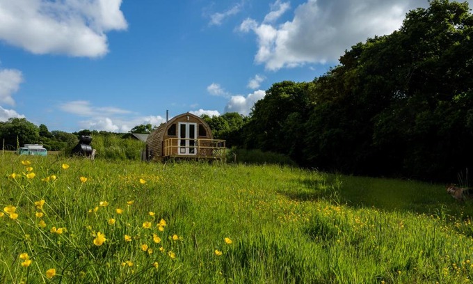 Battle Apartment | Beautiful 1 bed Glamping pod in Battle