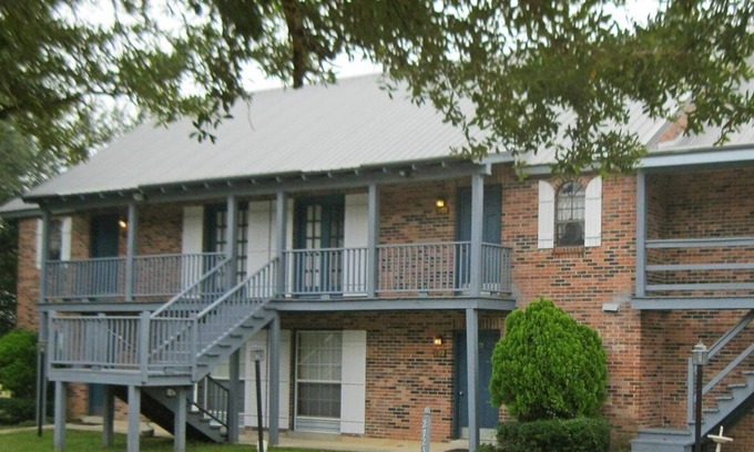 Abita Springs Apartment | Beautiful 1 bedroom unit at resort, sleeps 4
