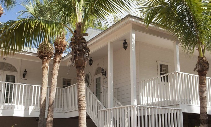 Whitney Beach Apartment | Beautiful 1 bedroom unit at resort, sleeps 4