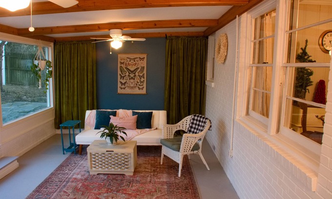Marietta House | Beautiful 1951 Bungalow Walking Distance Of Historic Marietta Square