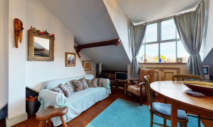 North Kensington Apartment | Beautiful 1bed attic w/terrace in North Kensington