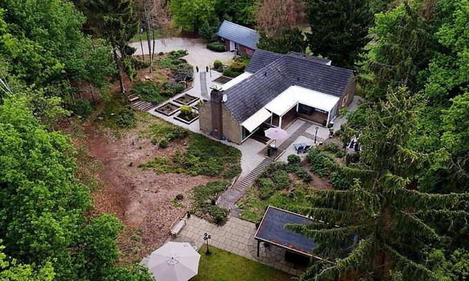 Well House | Beautiful 2.5 ha Estate With Forest, Sauna, hot tub