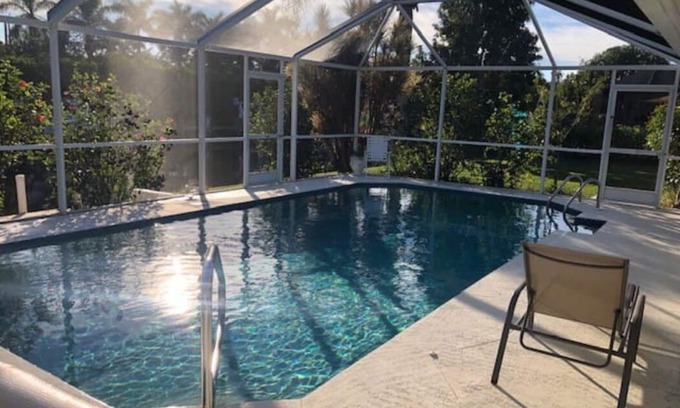 Lochmoor Waterway Estates House | Beautiful 2-bedroom ranch with pool on the water!