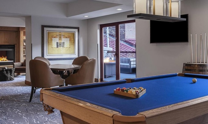 Tahoe Meadows Resort | Beautiful 2 bedroom, 2 bath resort villa steps from Heavenly Ski Lift