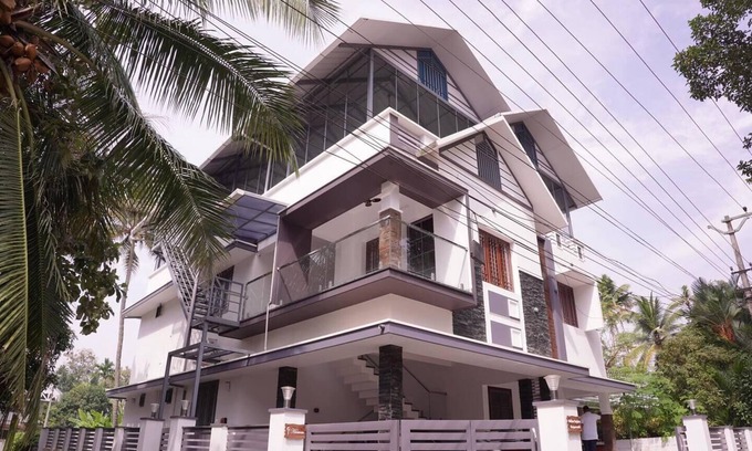 North Paravur Apartment | Beautiful 2-Bed Apartment in Ernakulam