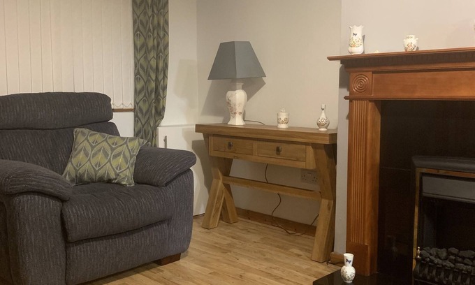 Larne House | Beautiful 2-Bed House in Larne with free parking