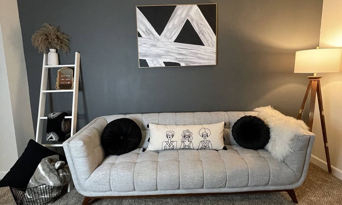SouthPark Apartment | Beautiful 2 bed room with Pool view