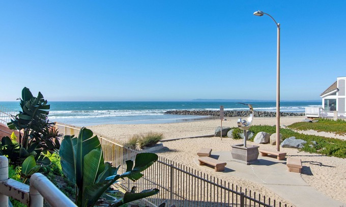 Imperial Beach Condo | Beautiful 2 Bedroom With View Of The Ocean
