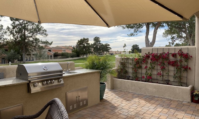 Biltmore Courts Condo | Beautiful 2 bedroom, 2 and a half bath near Biltmore Hotel that sleeps 4.
