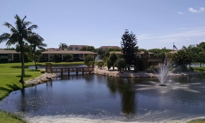 Iona Condo | Beautiful 2 bedroom, 2 bath near Sanibel Island!