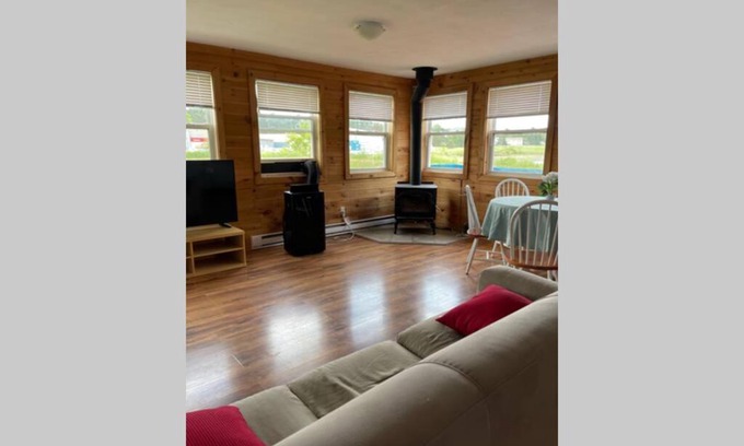 Grand-Digue Apartment | Beautiful 2 Bedroom Apartment in Shediac Bridge
