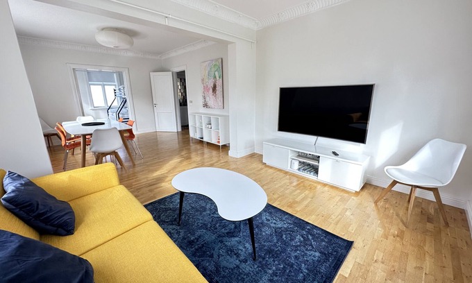 Vesturbær Apartment | Beautiful 2 bedroom apartment, downtown Reykjavik