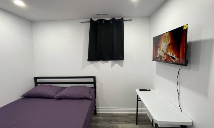 Doon South House | Beautiful 2-bedroom duplex with amenities