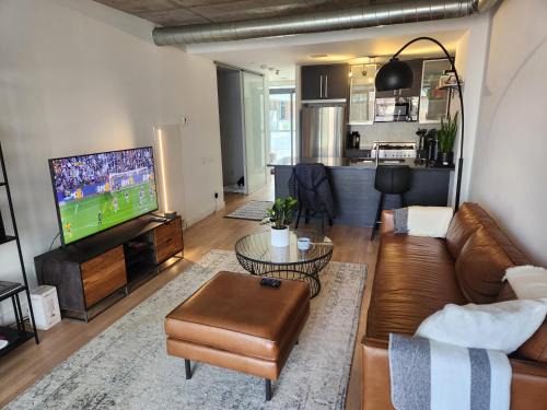Old Town Apartment | Beautiful 2 Bedroom Loft Apartment