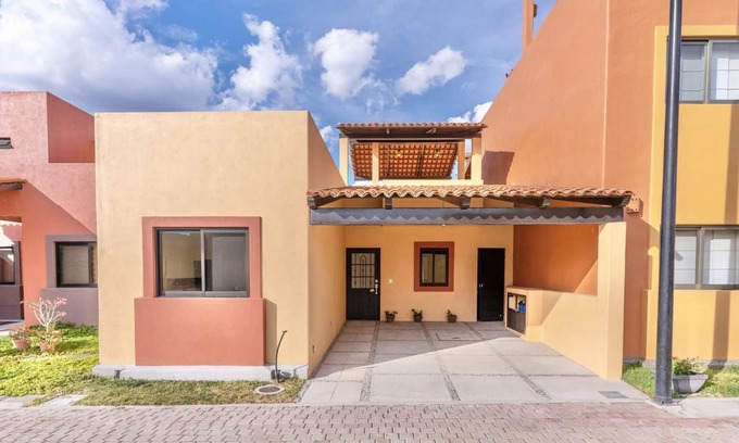 San Antonio Tlayacapan House | Beautiful 2 Bedroom Single House Hamacas