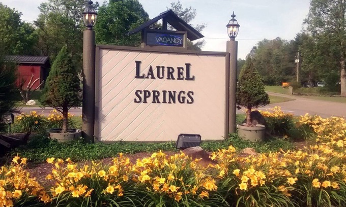 Cosby Apartment | Beautiful 2 bedroom unit at resort, sleeps 4