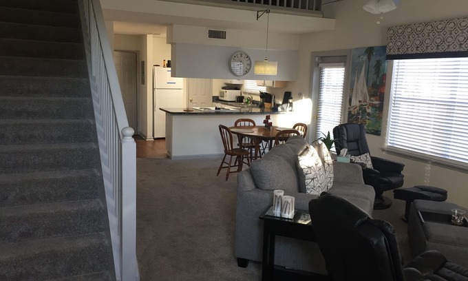 Tallahassee House | Beautiful 2 bedroom 2 bath townhouse, 1 mo. min., add mo. negotiablen