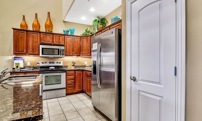 Fieldstone Bluffs Villa | Beautiful, 2-Level, Tuscan-Style Villa in Branson Creek! A Place to Unwind!
