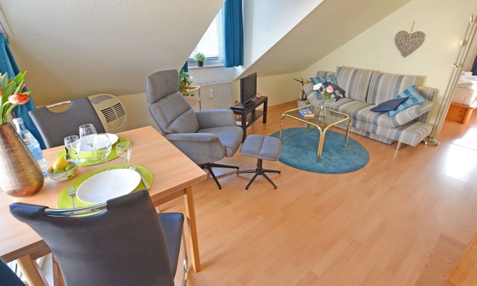 Bad Kreuznach Apartment | Beautiful 2-room apartment in the spa area - balcony, TV, WLAN, spa area