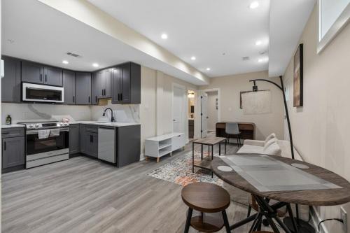 Columbia Heights Apartment | Beautiful 2BR Apartment New