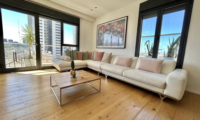 Ramat Gan Apartment | Beautiful 2BR In Ramat Gan