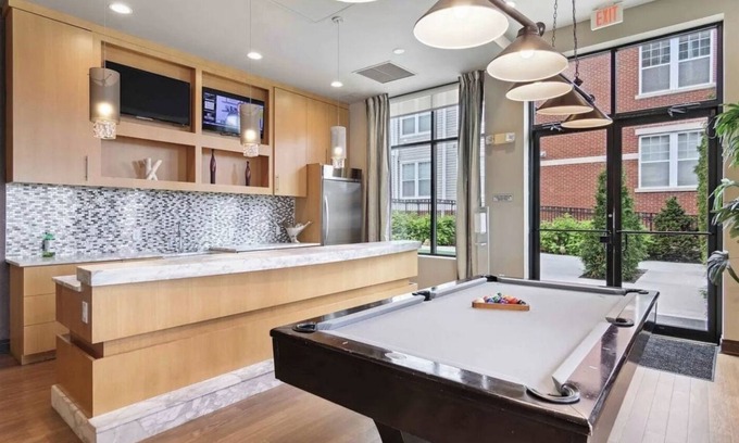 West Hempstead Apartment | Beautiful 2Br steps from LIRR