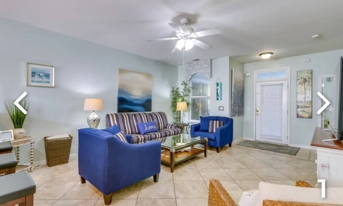 Bluffton House | BEAUTIFUL 3/2.5 Townhouse SLEEPS 6, NEXT TO DOWNTOWN BLUFFTON, Less than Hotel!