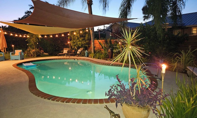 Cutler Bay House | Beautiful 3/2 Pool Home in Lush Tropical Garden, can include 1/1 Private Apart.