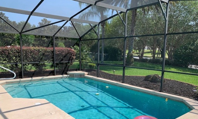 Briar Meadow House | BEAUTIFUL 3/2 Pool Home located in the Village of Briar Meadow