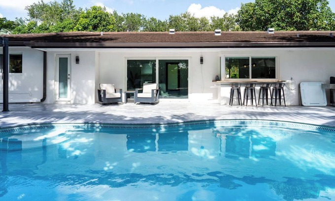 Palmetto Bay House | Beautiful 3-bedroom house in Palmetto Bay