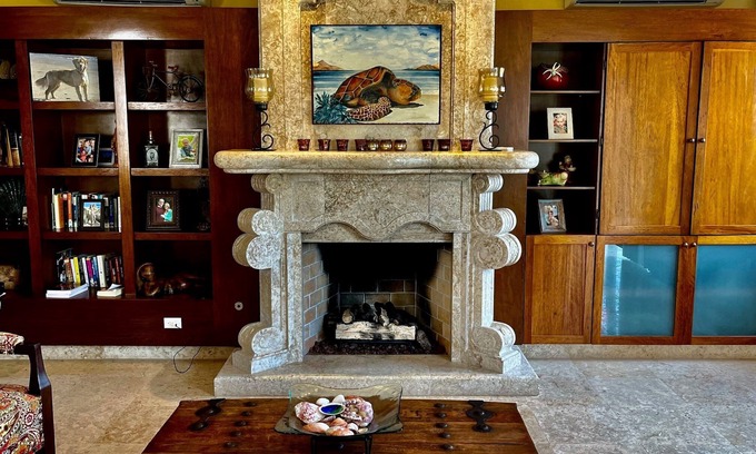 Nopolo House | Beautiful 3 bedroom & 3 1/2 bathroom custom Home. Amazing Ocean View