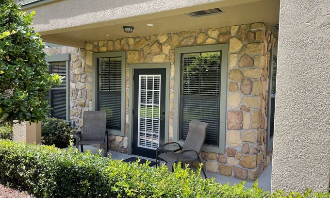 Wellington House | Beautiful 3 Bedroom 3 Bath Ground Floor Condo