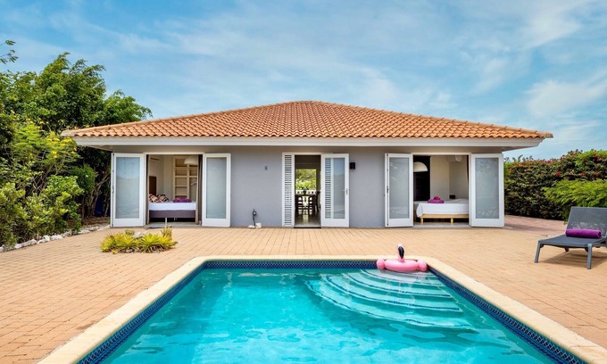 St. Marie Villa | Beautiful 3 Bedroom Villa with Private Pool and Close to the Beach- Coral Estate