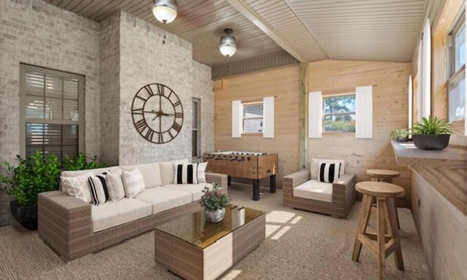DeRidder House | Beautiful 3 Bedroom House in Great Neighborhood
