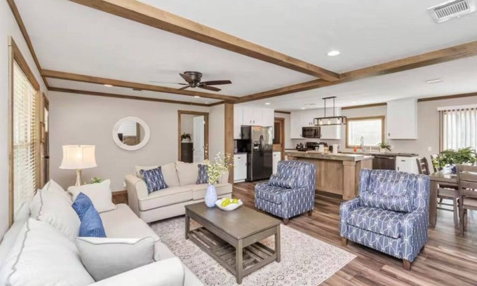 Iowa Colony House | Beautiful 3 Bedroom Ranch House in Rosharon