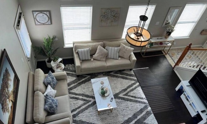 Wetmore House | Beautiful 3 Bedroom Home